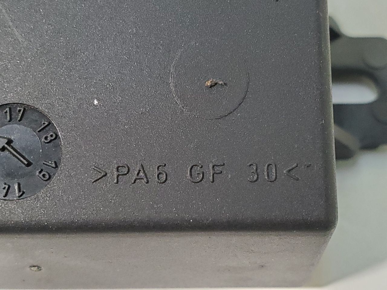 2016 Buick Cascada OEM Headlamp Control Module 13446941