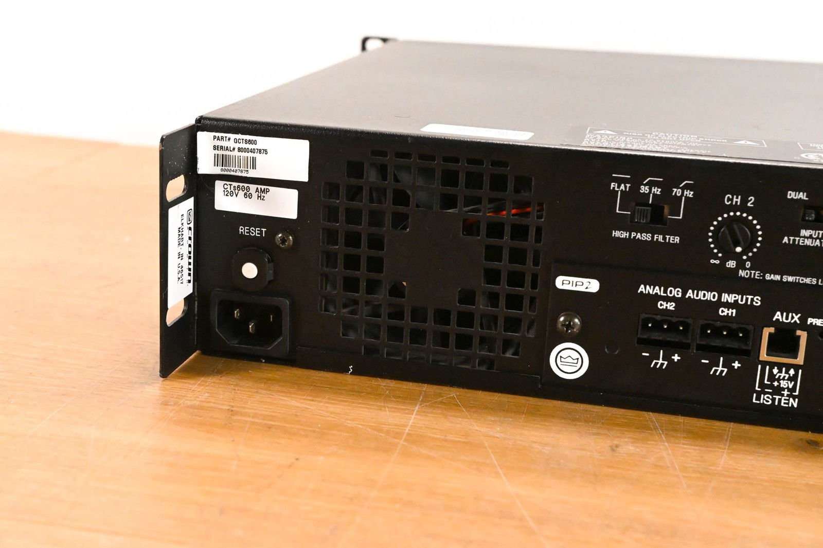 Crown CTs 600 Two-Channel 300W Power Amplifier CG01Y1A