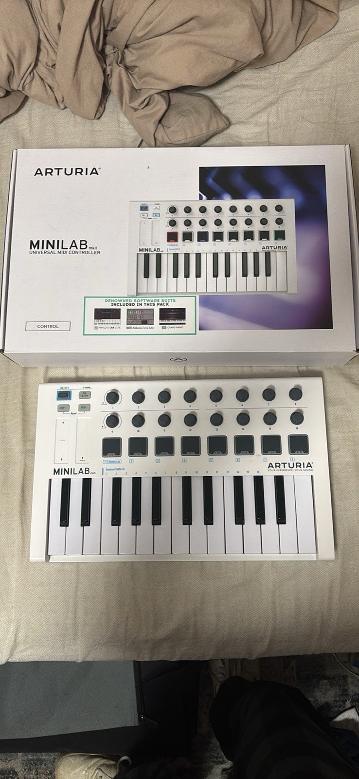 Arturia 230501 MiniLab MKII 25 Slim Keyboard Controller