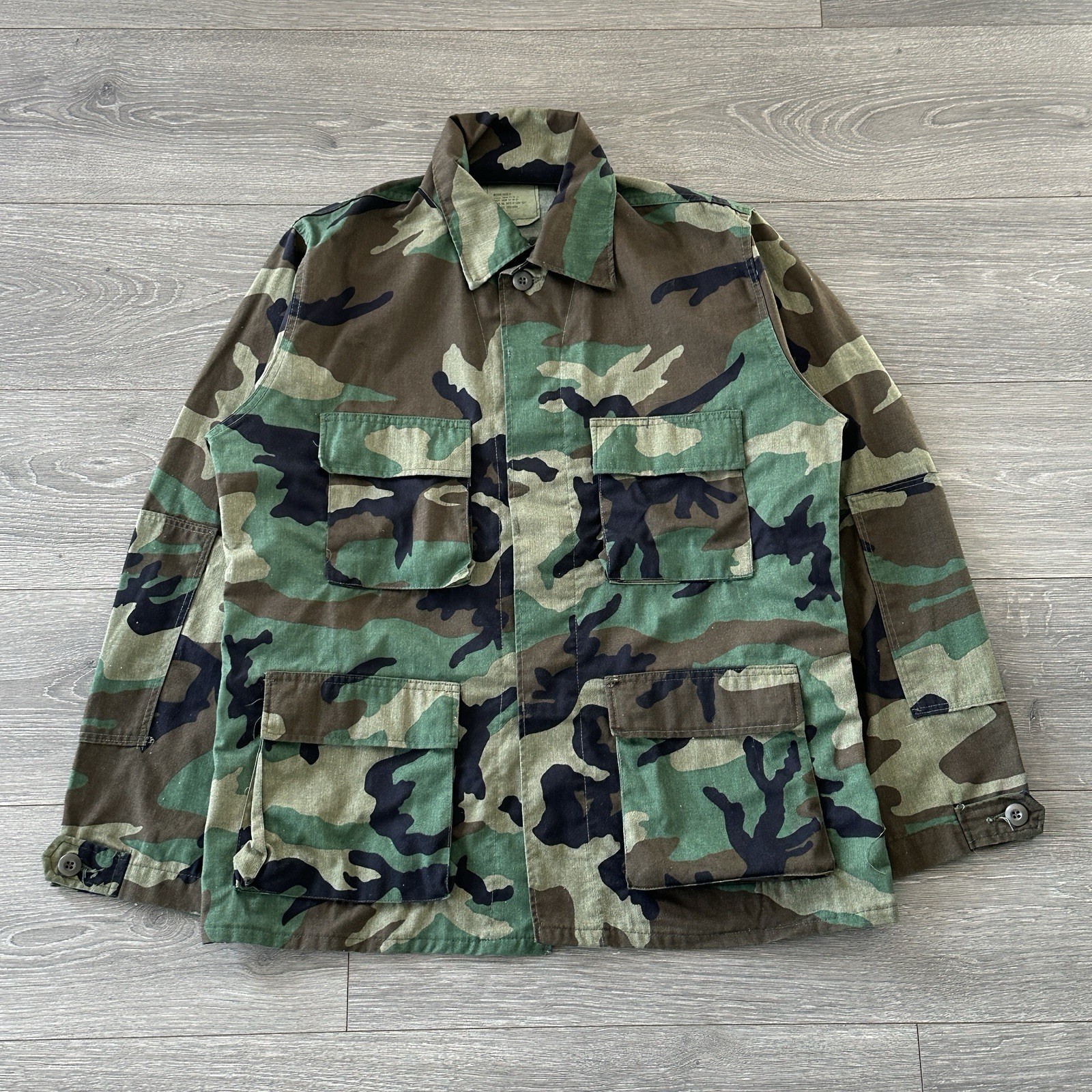 Vintage US Military Woodland Camo Shirt Men’s Medium Regular Combat Coat BDU