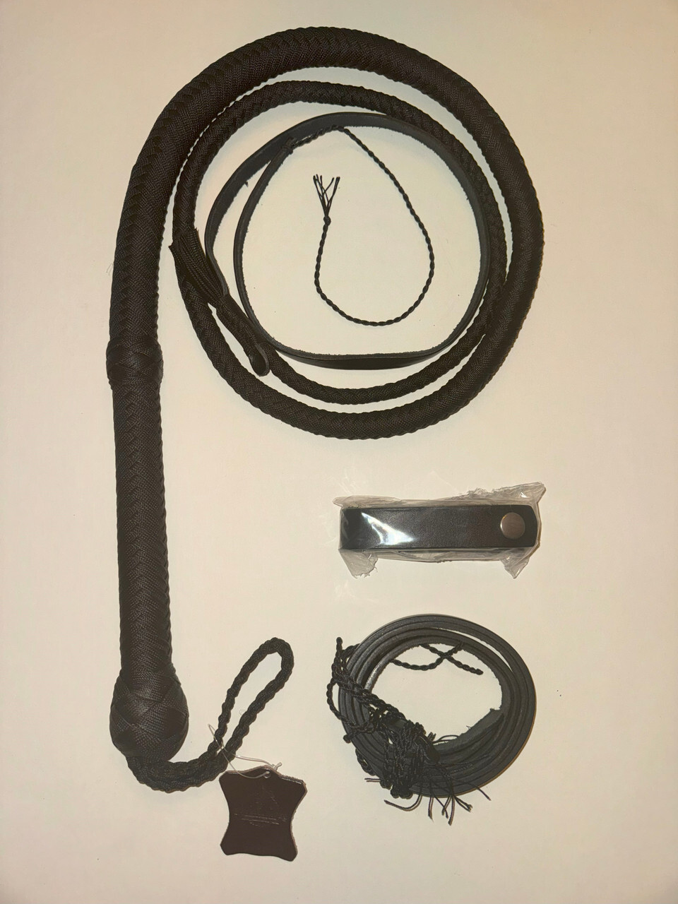 Bull Whip - All Black Paracord Nylon on Leather 16 Ply -  5ft Handmade