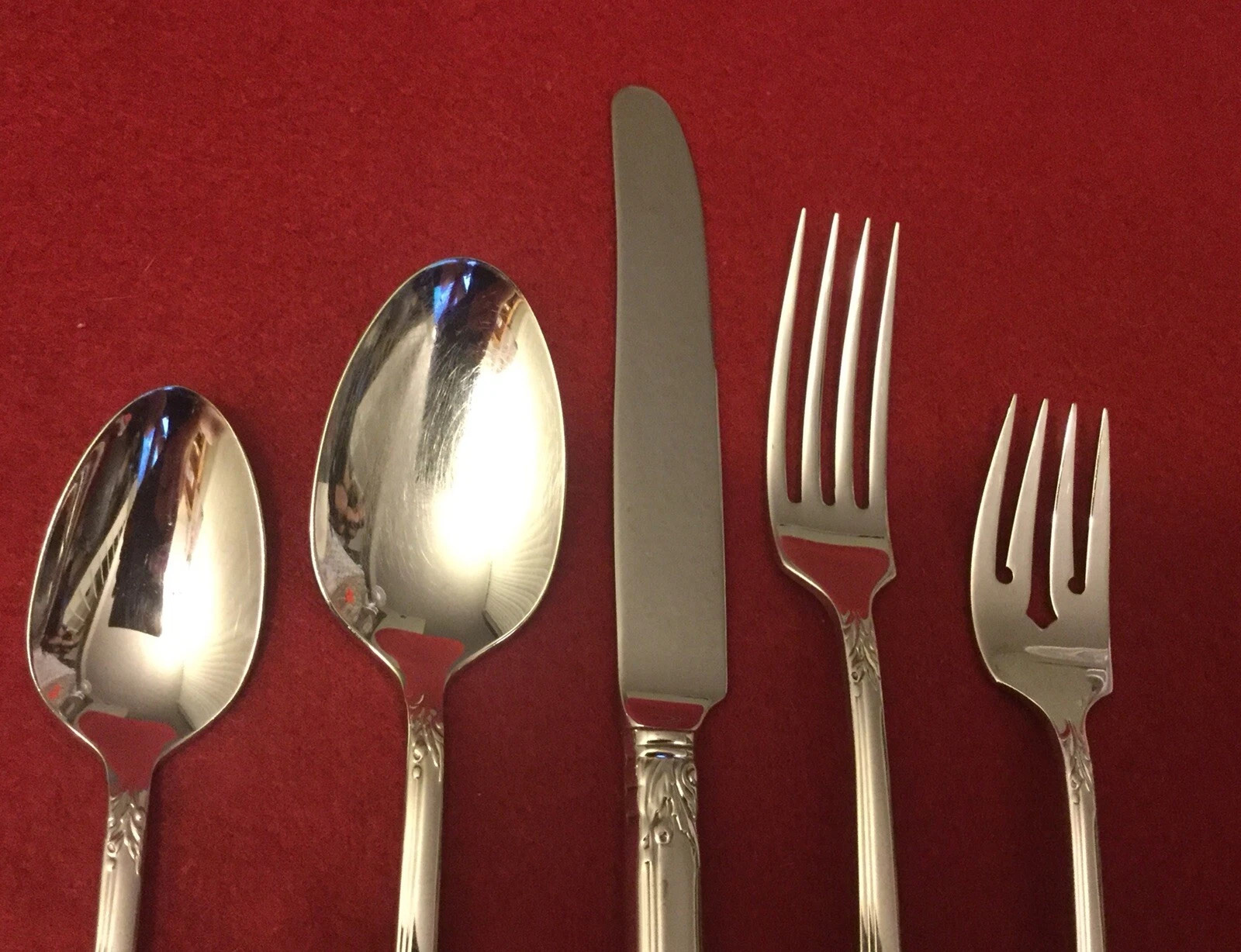 * ONEIDA - DAMASK ROSE * Silverware * CHOOSE CHOICE * STAINLESS FLATWARE * USA