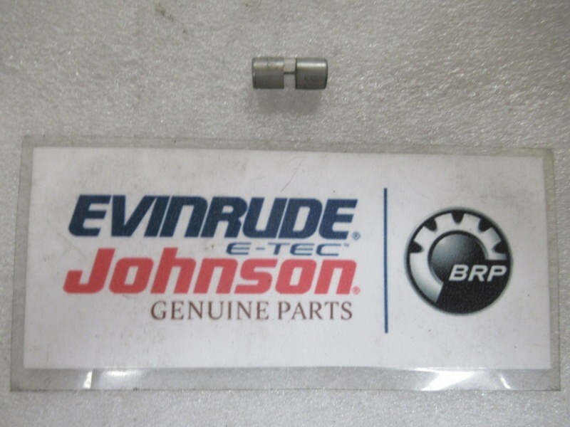 U34 OMC Evinrude Johnson 511386 0511386 Fuse, 30 Amp OEM New Factory Boat Parts