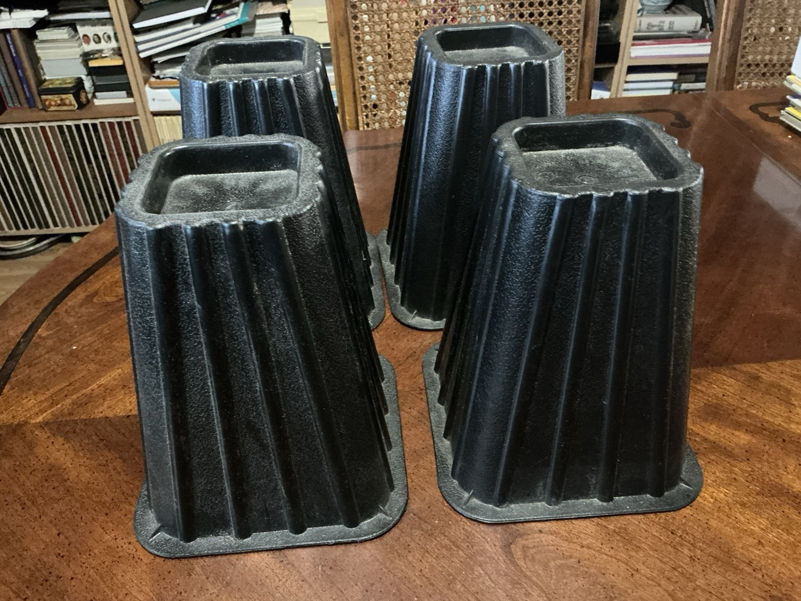 8 Inch Bed Risers 4-Pack Durable Heavy Duty Construction Ensures Black Accessory
