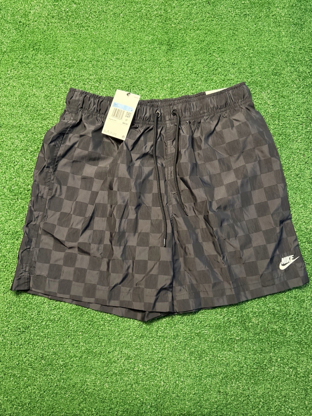 Nike Club Flow Athletic Shorts Men Black Checkered Standard Fit FN3098-010