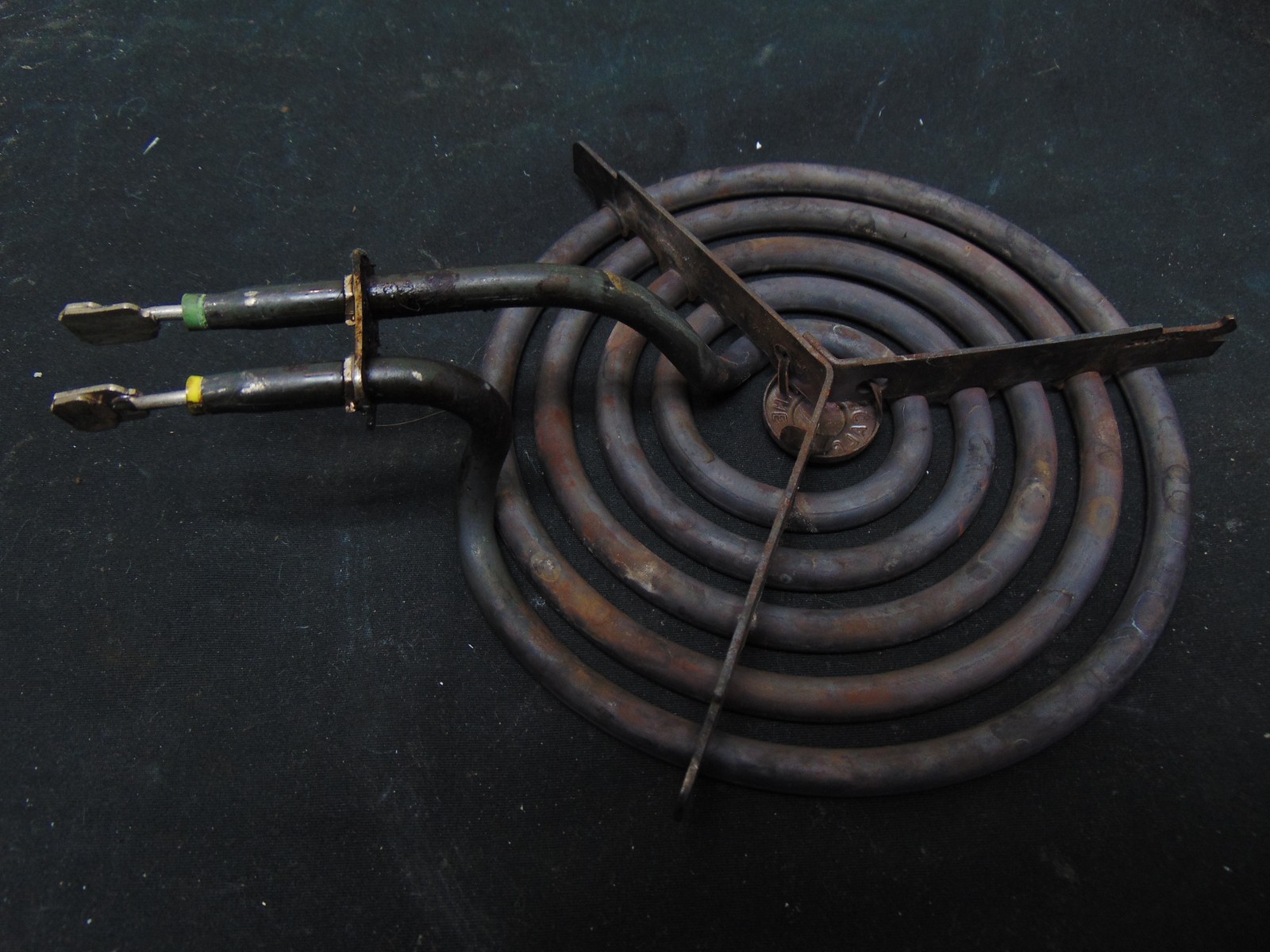 GE Electric Range JBP35DM2BB Burner Surface Element 6" WB30T10108
