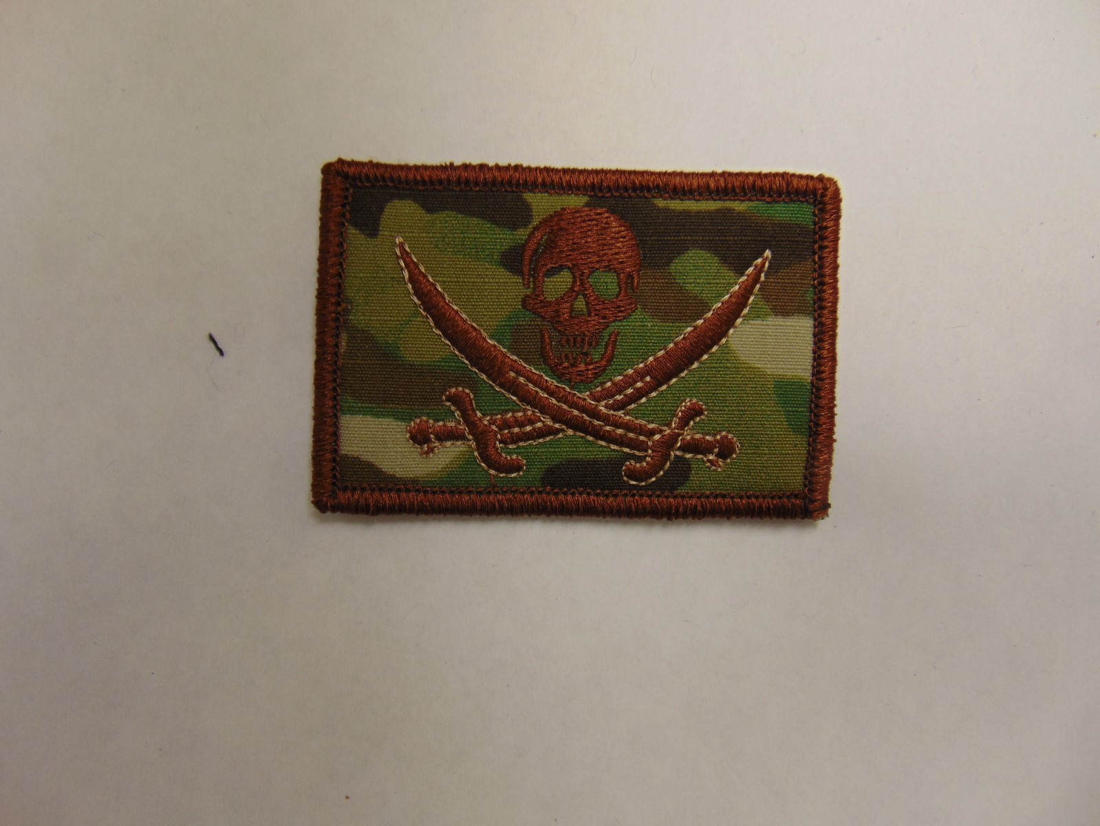 MILITARY PATCH US ARMY SPECIAL WARFARE MORALE PIRATE & SWORDS HOOKLOOP BACK MULT