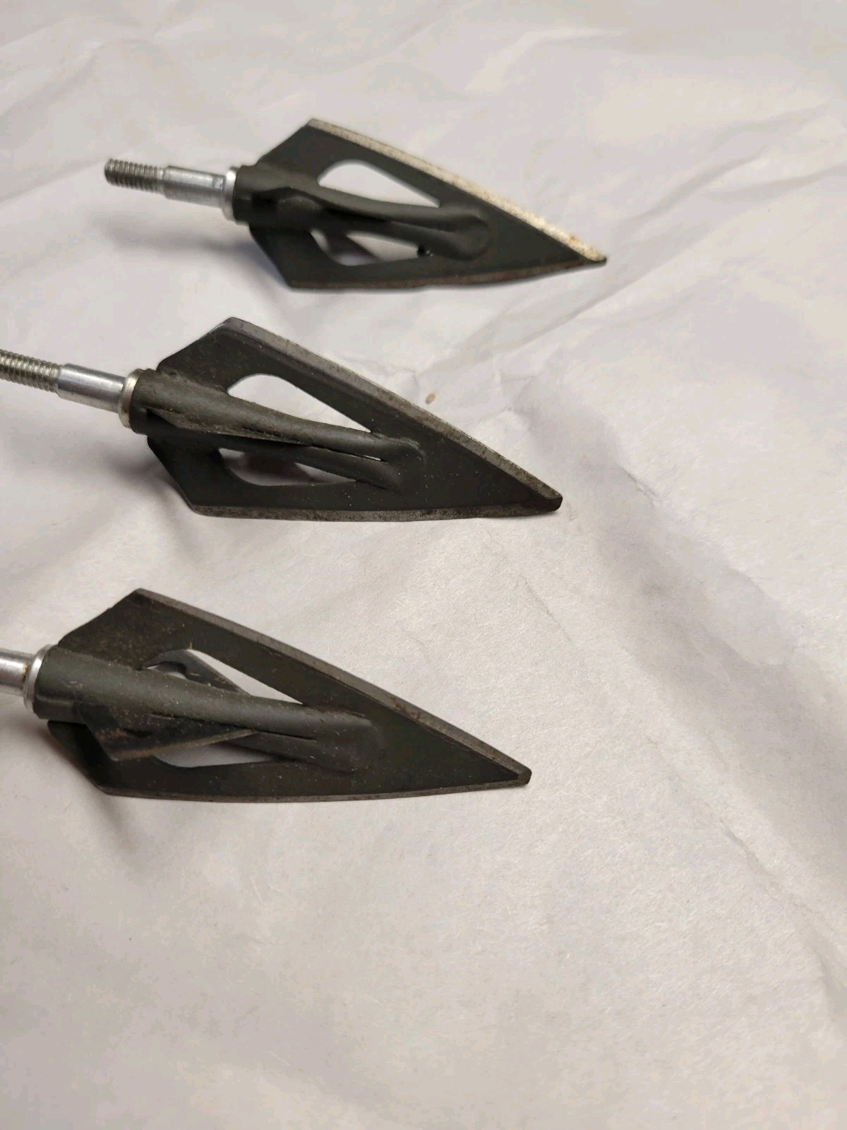 Vintage FRED BEAR Razorheads Broadheads (3) Used condition