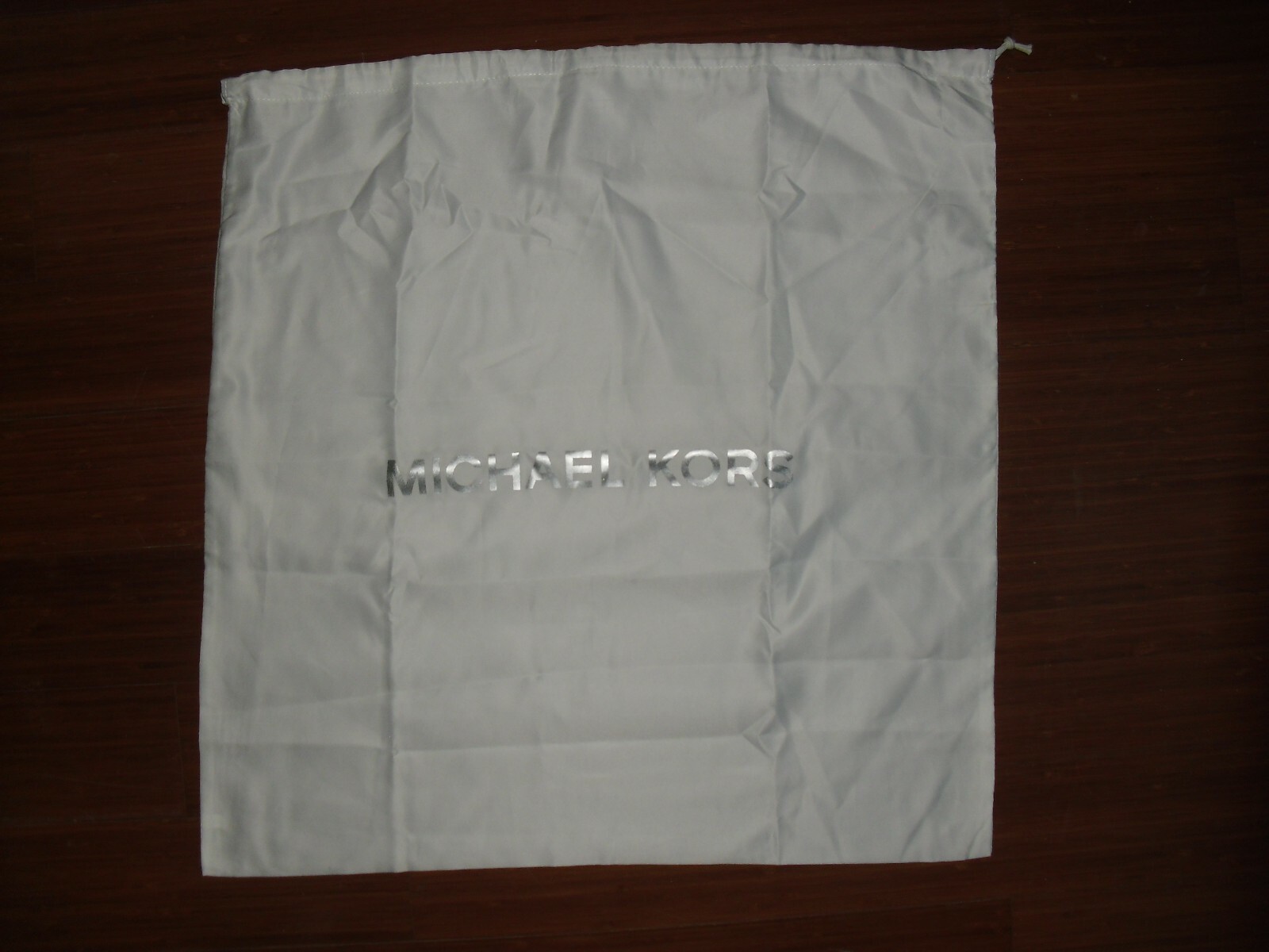 MICHAEL KORS LOGO WHITE SATIN DRAWSTRING CLOSE DUST BAG SZ 22" BY 21 1/2" EUC