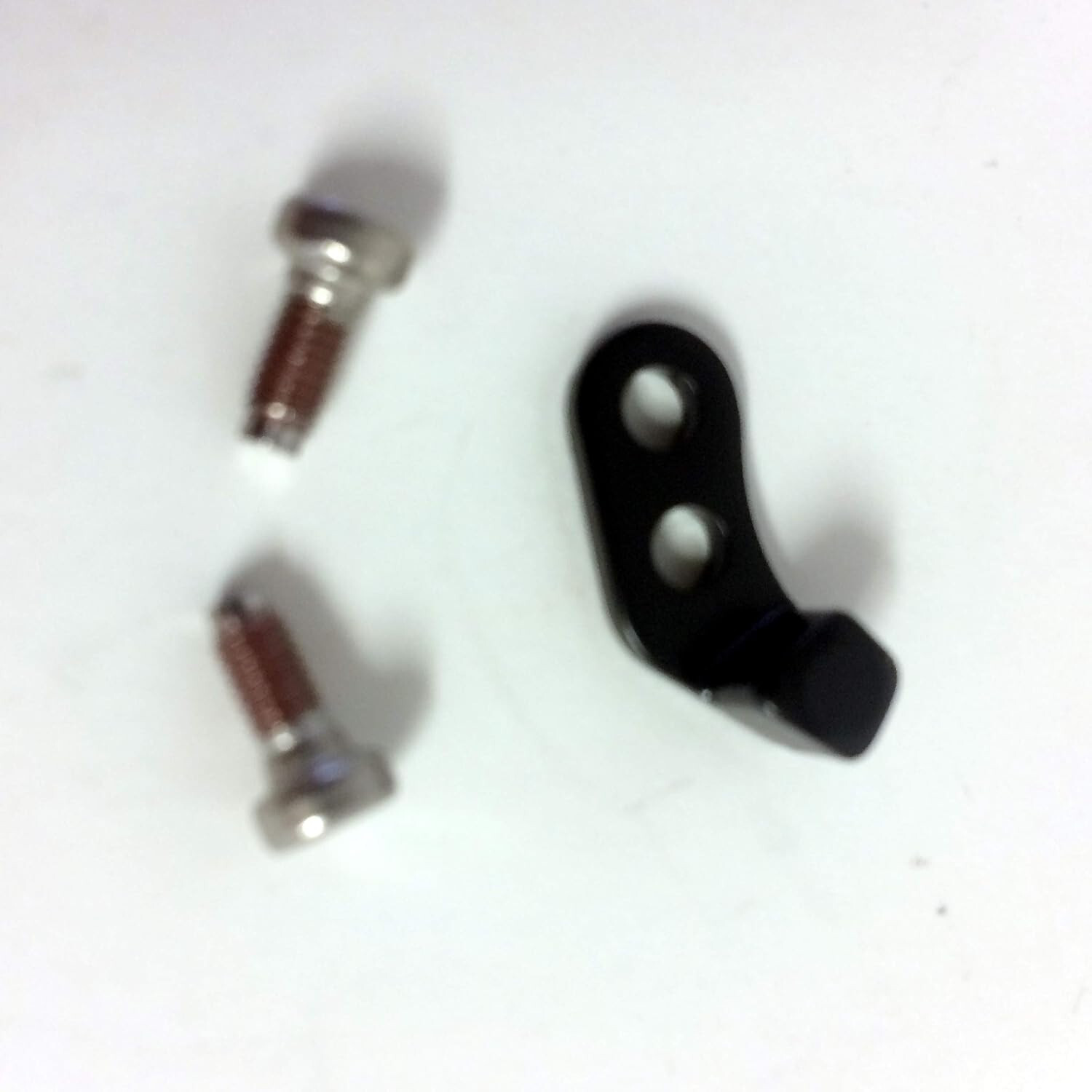 SHIMANO Saint RD-M820 Bracket Stopper Plate & Bolt - M3 x 7mm - Y5Y298030