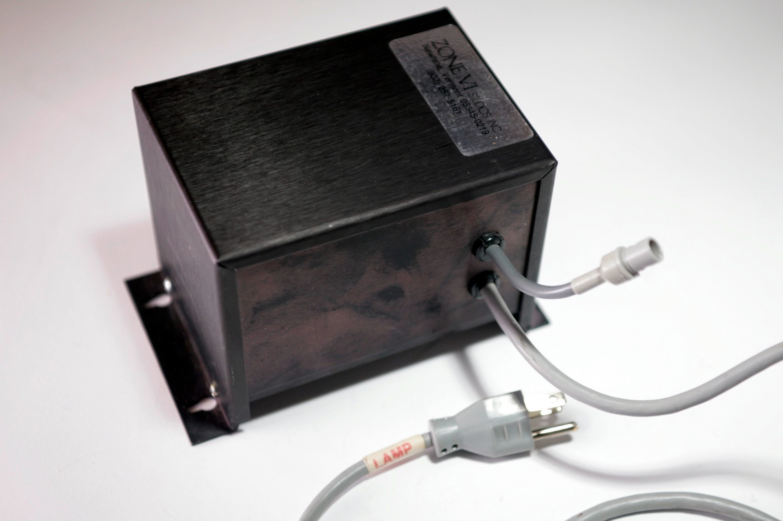 Zone VI Studios power source for Cold Light head high voltage stabilized power