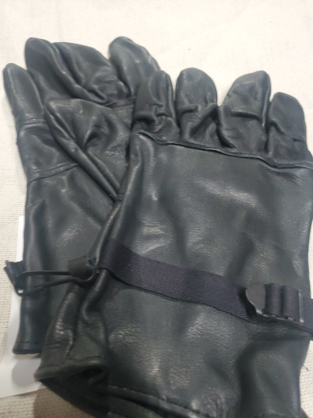 Light Duty Black Leather D3A Gloves USGI Size 4 ( Medium) NOS
