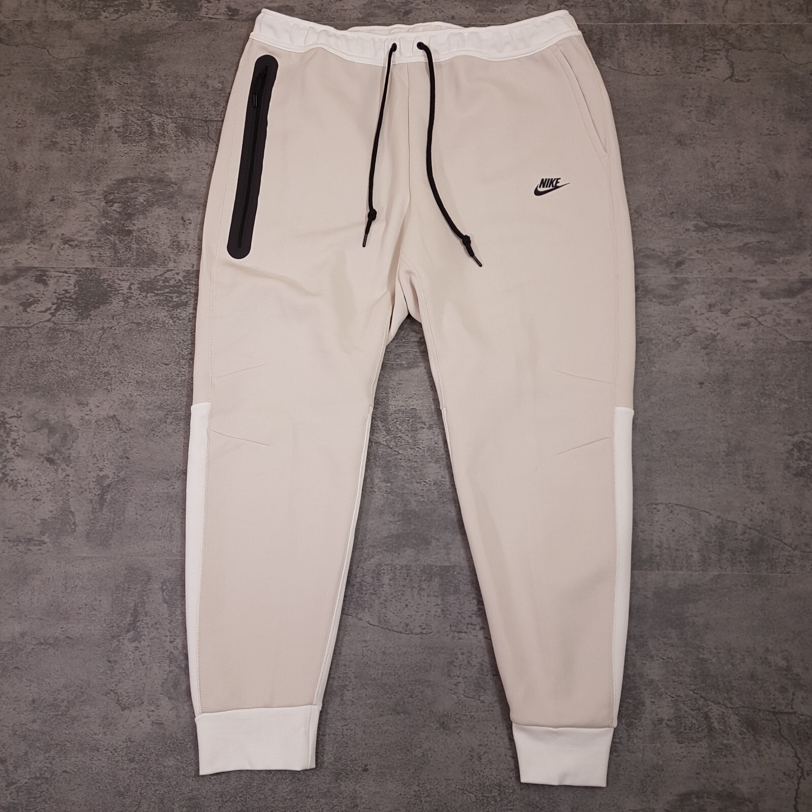 NIKE Tech Pack Fleece Slim-Fit Jogger Pants Mens 2XL Light Orewood Brown