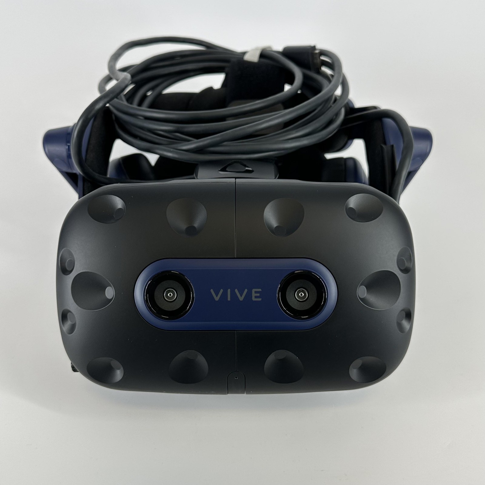HTC Vive Pro 2 VR Headset w/ Controllers/Link Box/USB Cable- Good w/ LCD Damaged