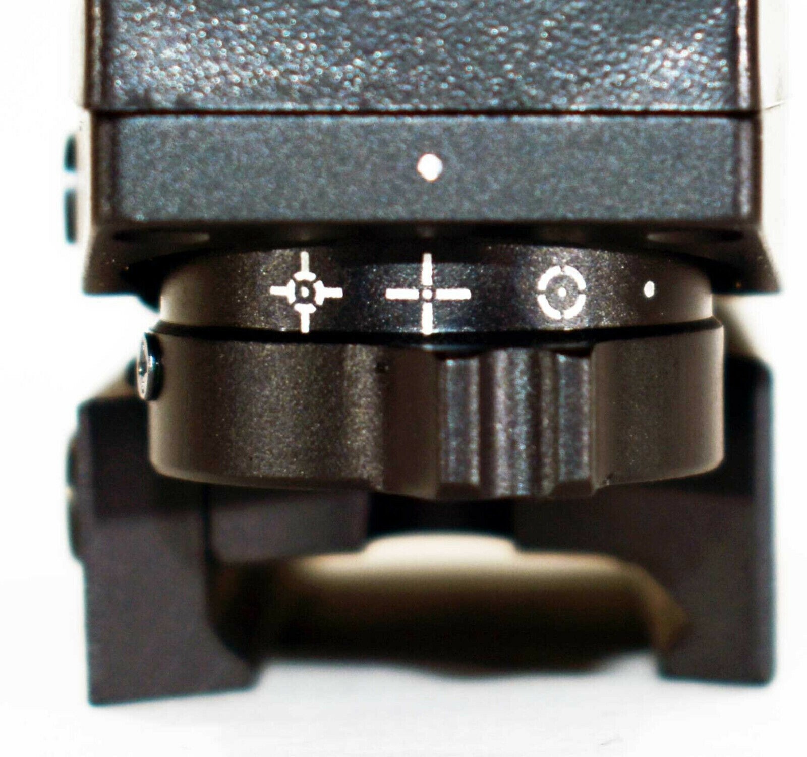 reflex sight shell holder and saddle mount combo for Benelli Nova 12 Gauge Pump.