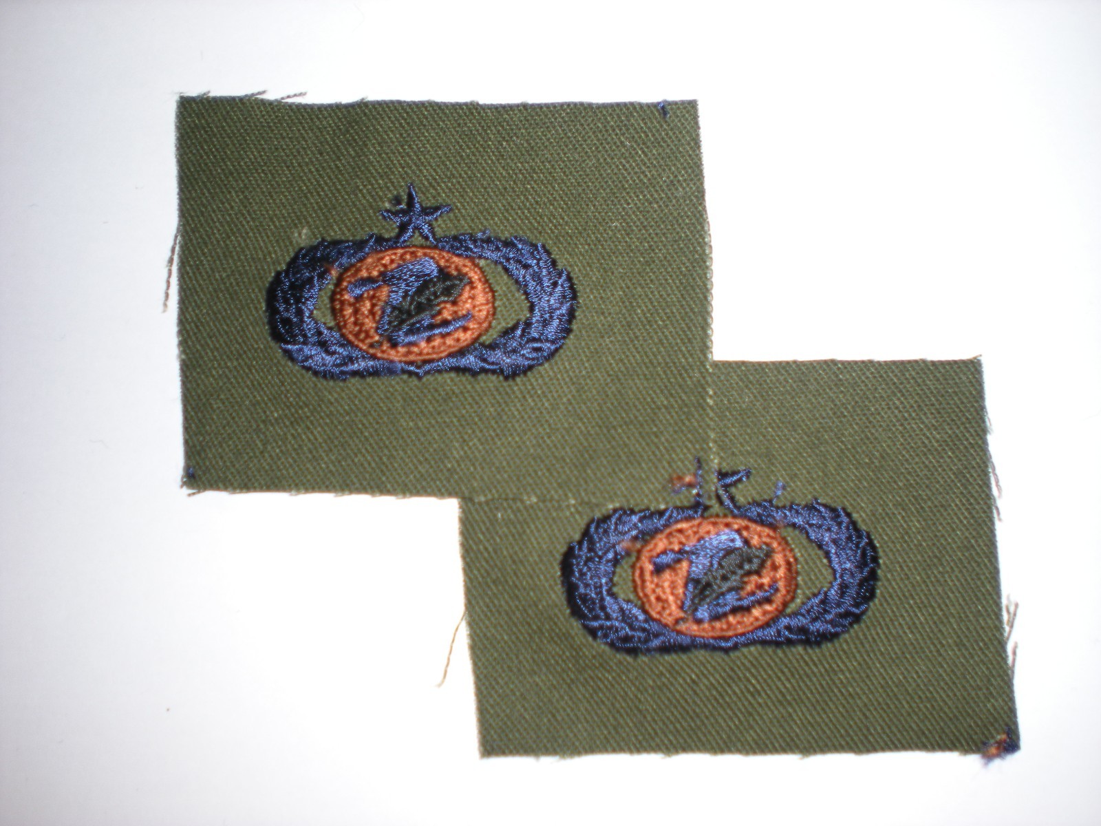 USAF ADMINISTRATION SPECIALIST 7 LEVEL  BADGE - SUBDUED - ON OD TWILL - 2 BADGES