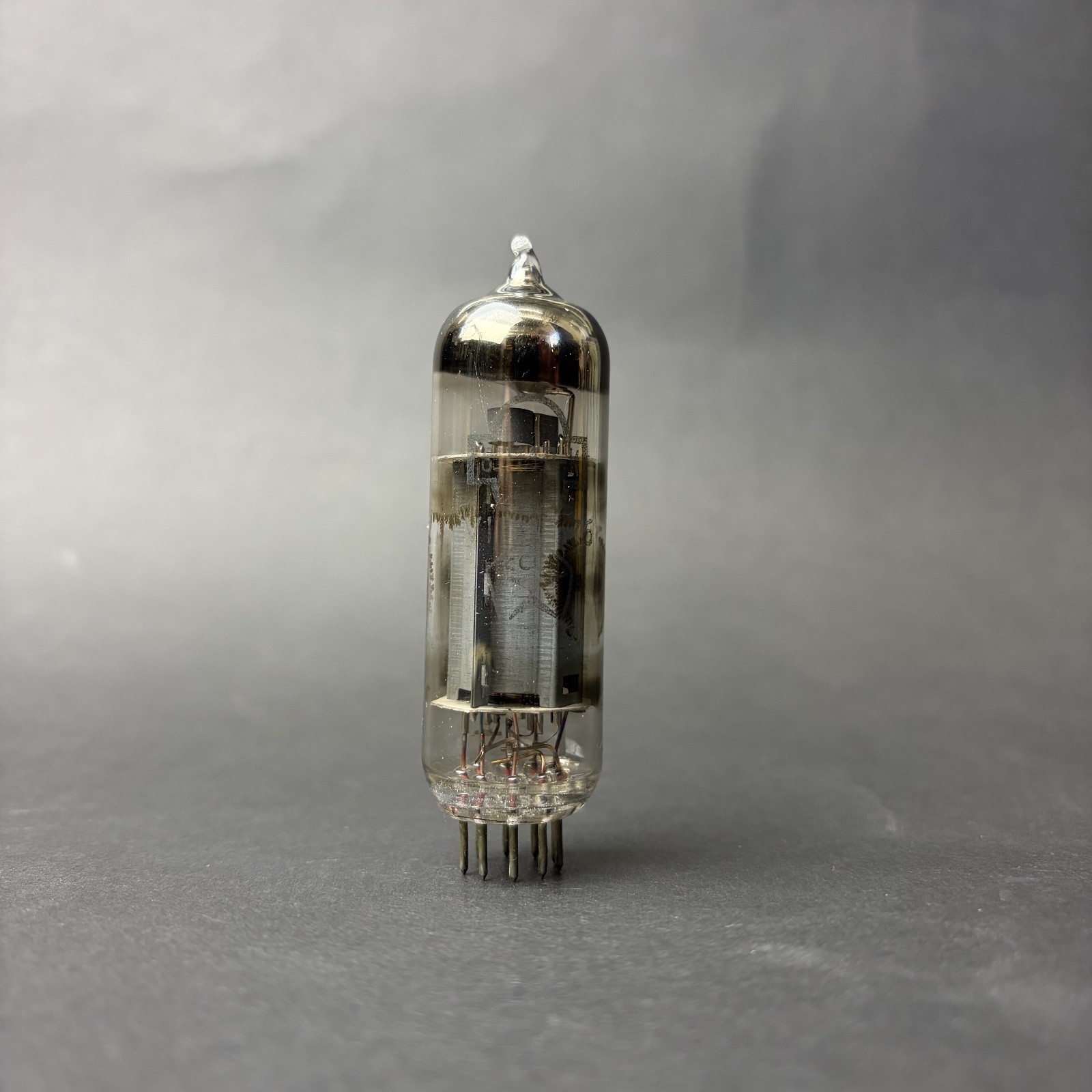 EL84 6BQ5 6N14N Soviet Military Tube Gray Plate UFO Getter TV7 Test NOS E84-19