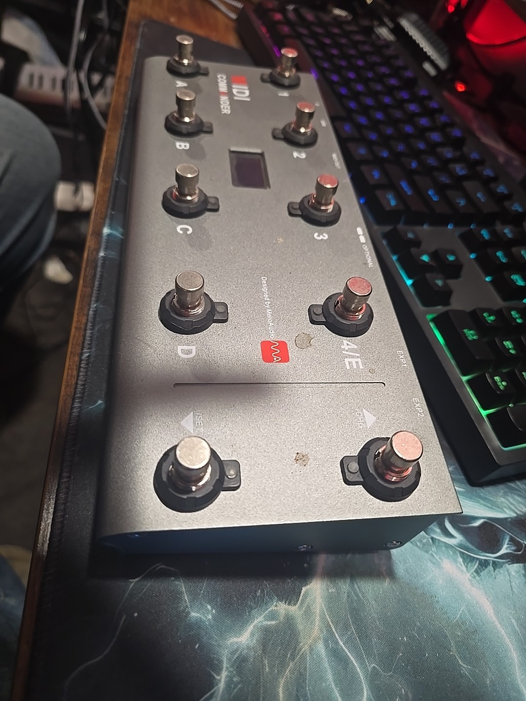 Midi COMANDER Control Pedal Guitar Foot Controller (MeloAudio)