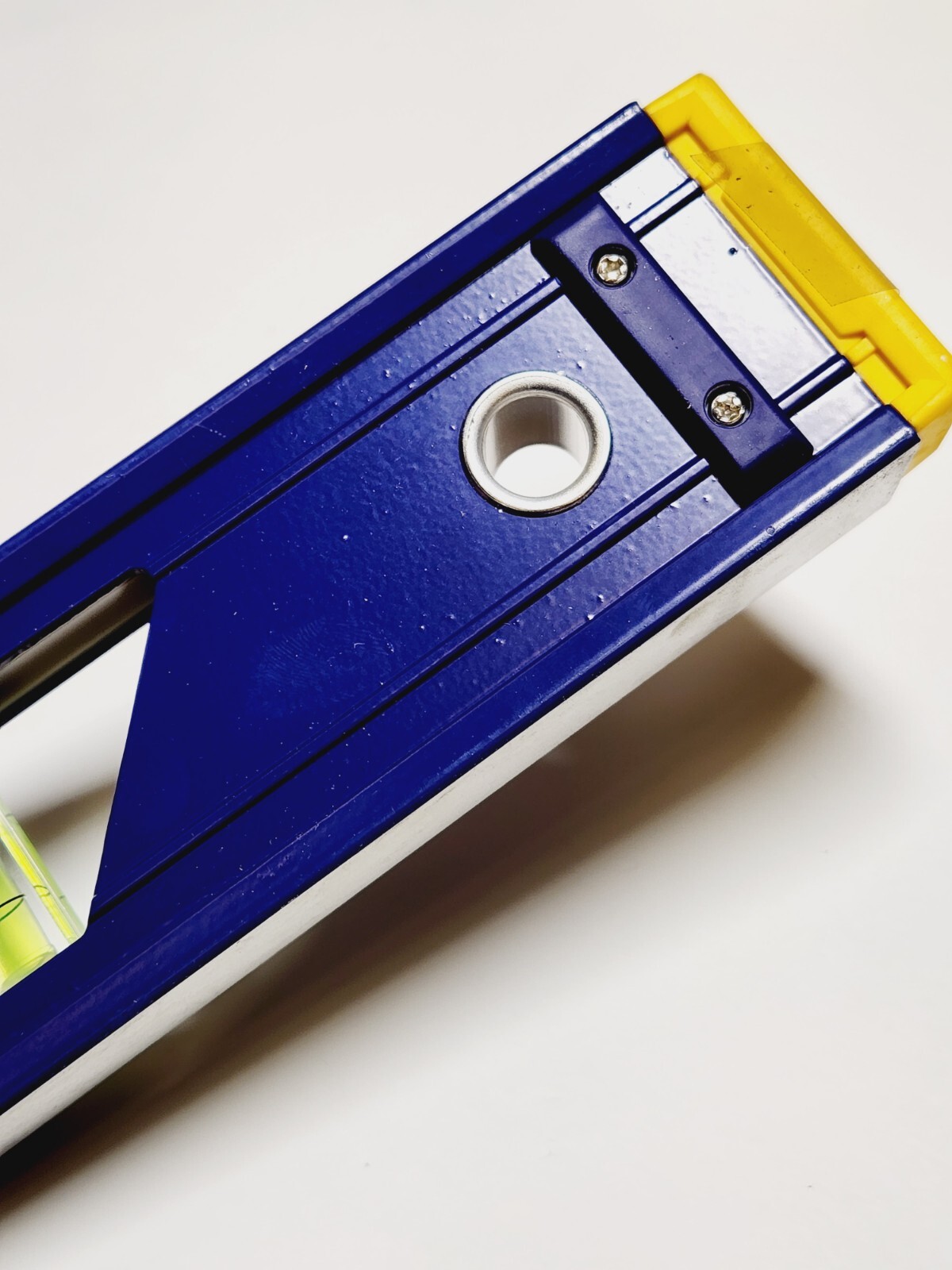 Irwin Box Beam Magnetic Level 2550 16"