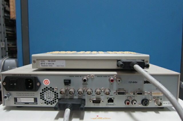 Astro Design VG-859C Digital Video Generator with RB-2848 Remote Box