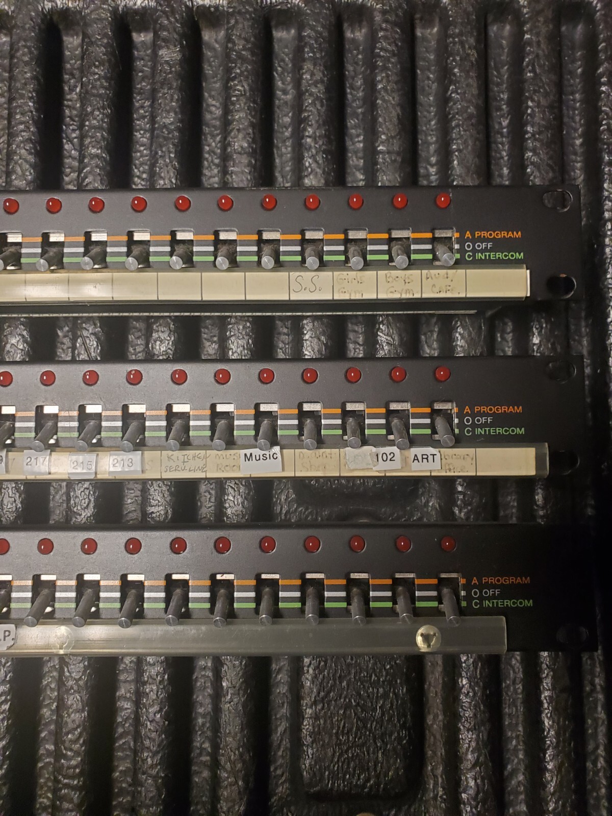 3 BOGEN COMMUNICATIONS INC KEY STATION INTERCOM SWITCH PANEL SBA 225