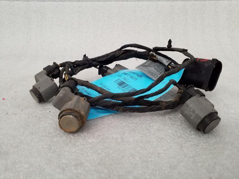 BMW 550I FRONT BUMPER PARKING SENSOR 9122274