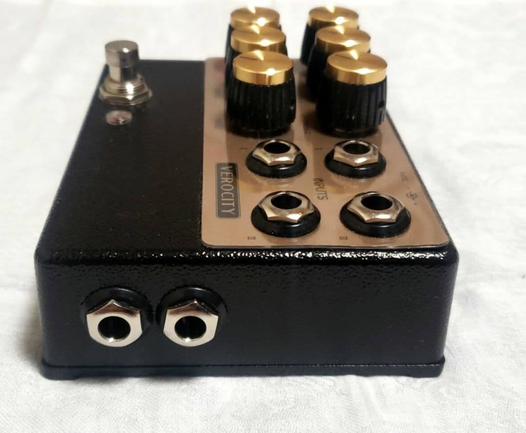 Verocity Effects PLEXIGLASS Marshall 1959 Emulator 8 Knobs Guitar Pedal