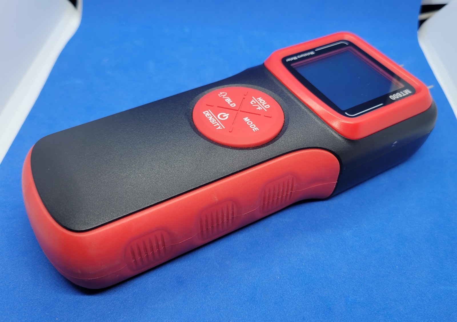 Wood Moisture Meter Detector MT600 Screen Red