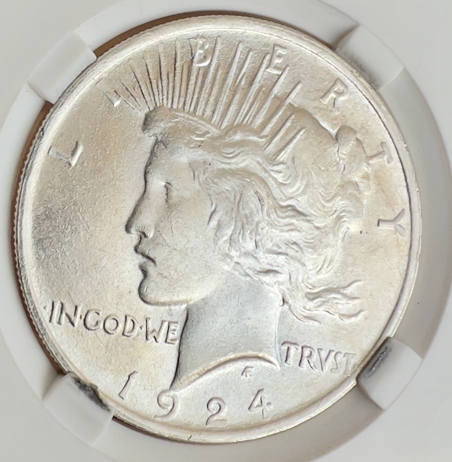 PEACE DOLLAR 1924 GEM BU HIGH GRADE BLAZING WHITE LUSTER 21