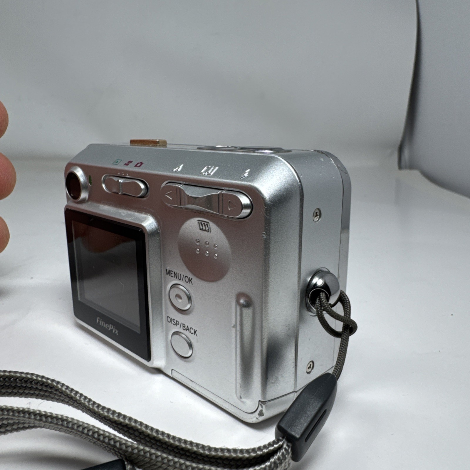 Fujifilm FinePix A345 4.1MP Digital Camera Silver