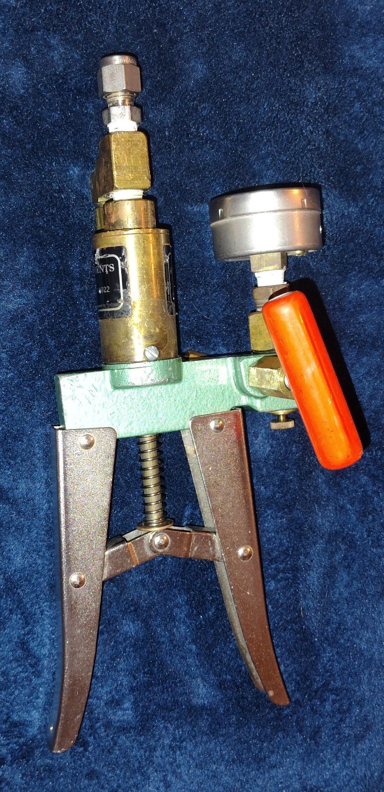 Ralston Instruments Hand Pump