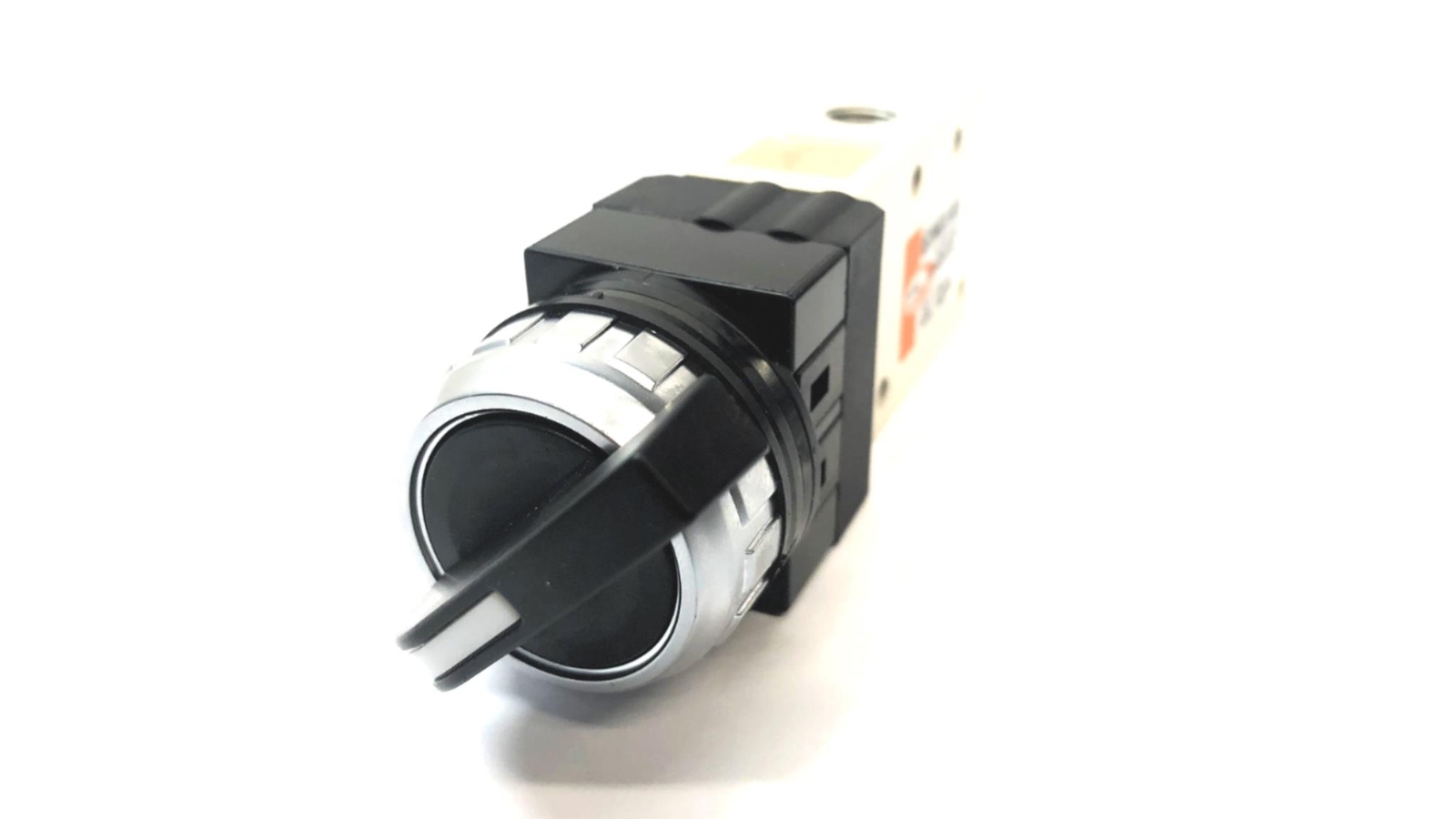 TPC Pneumatic Valve UDM230-01S NOS