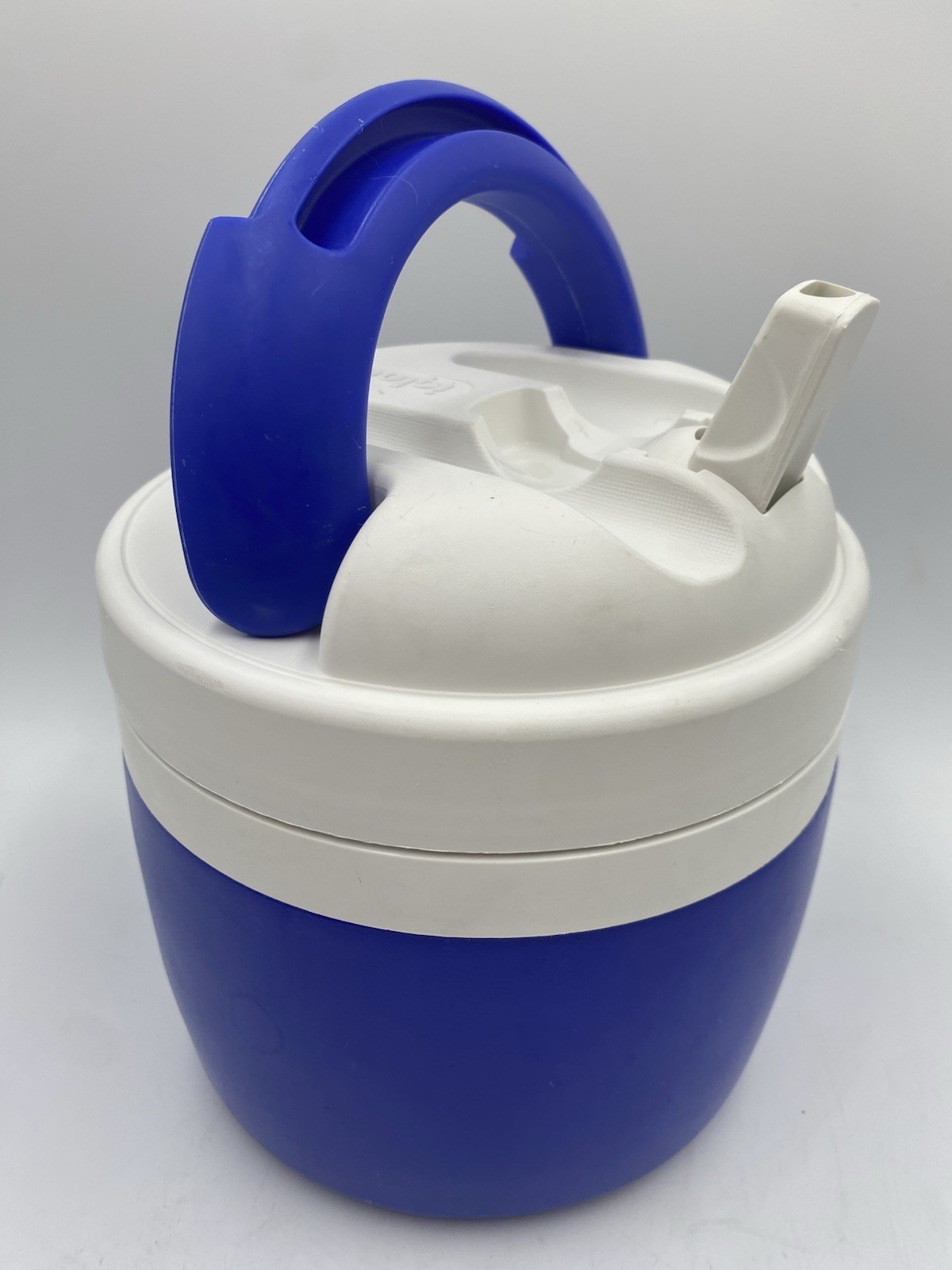 Vintage Igloo Elite 1/2 Gallon Water Cooler Jug Blue & White
