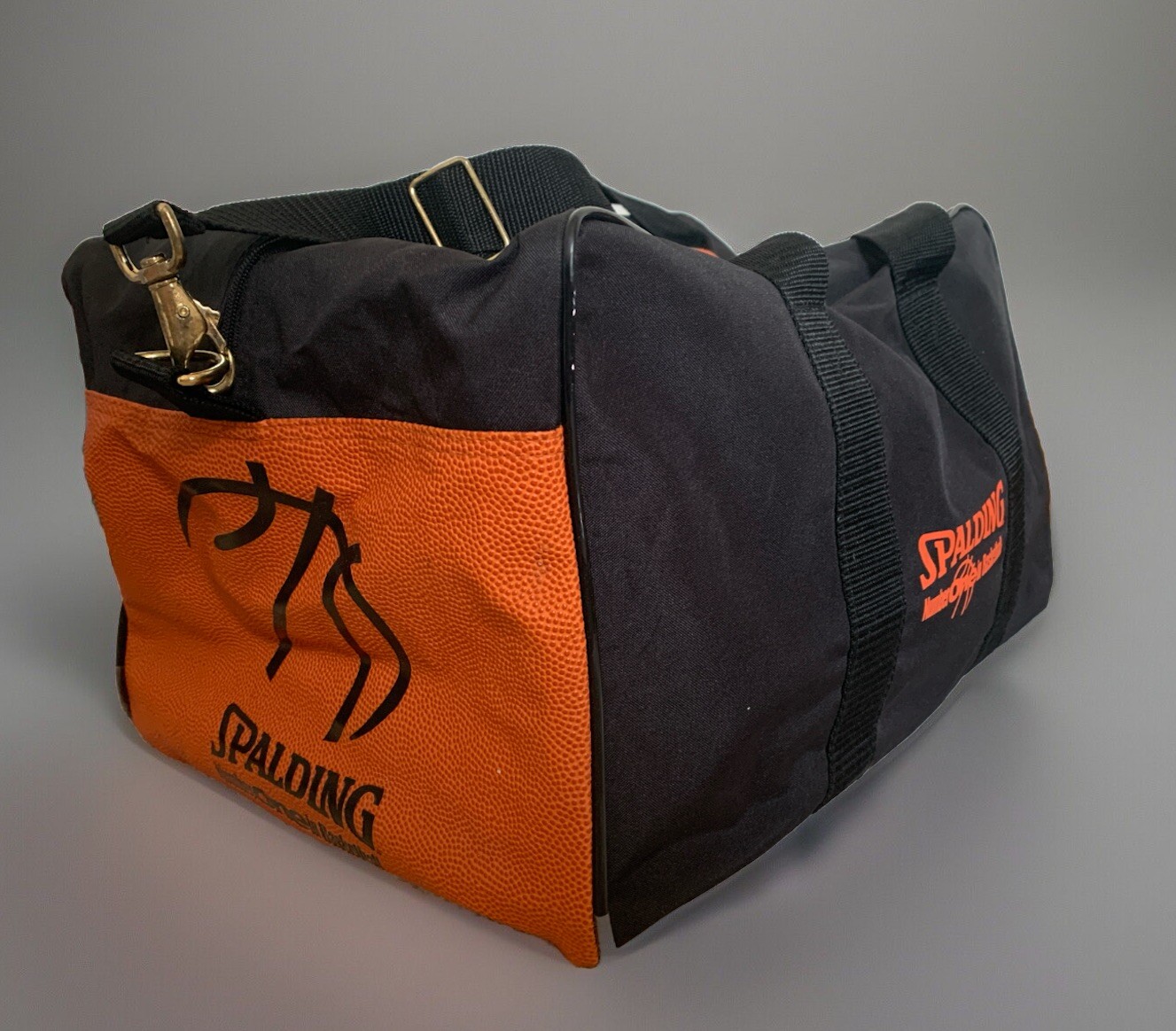 Vintage Spalding Basketball Dimple Pattern Sports Training Gym Duffle Travel Bag