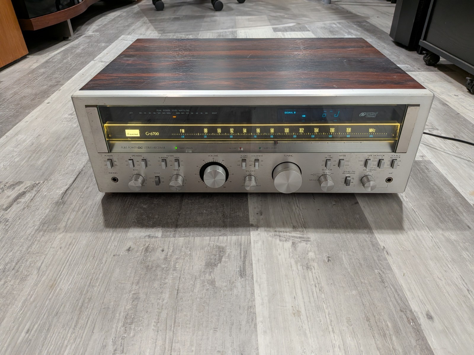 Vintage Sansui G-6700 Stereo Receiver - serviced, tested, working