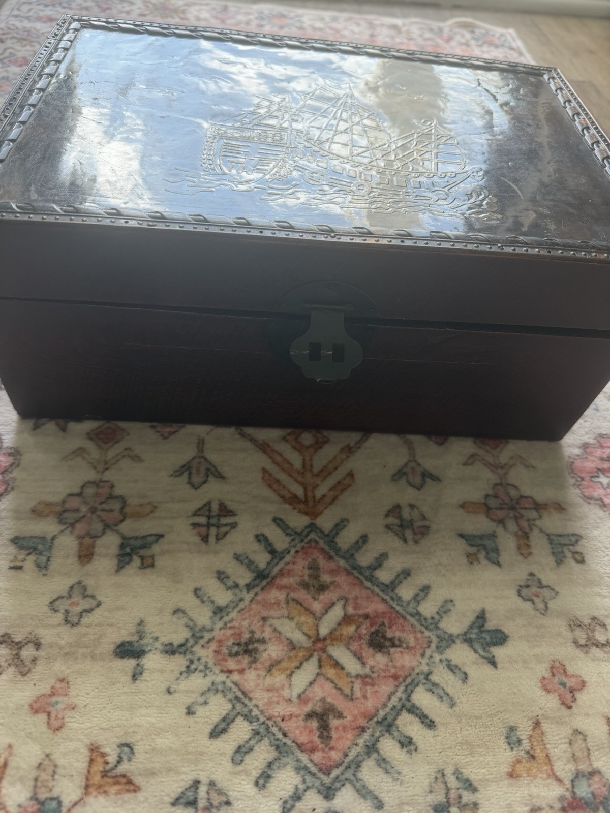 Vtg Clipper Wooden Box Lined Hinged
