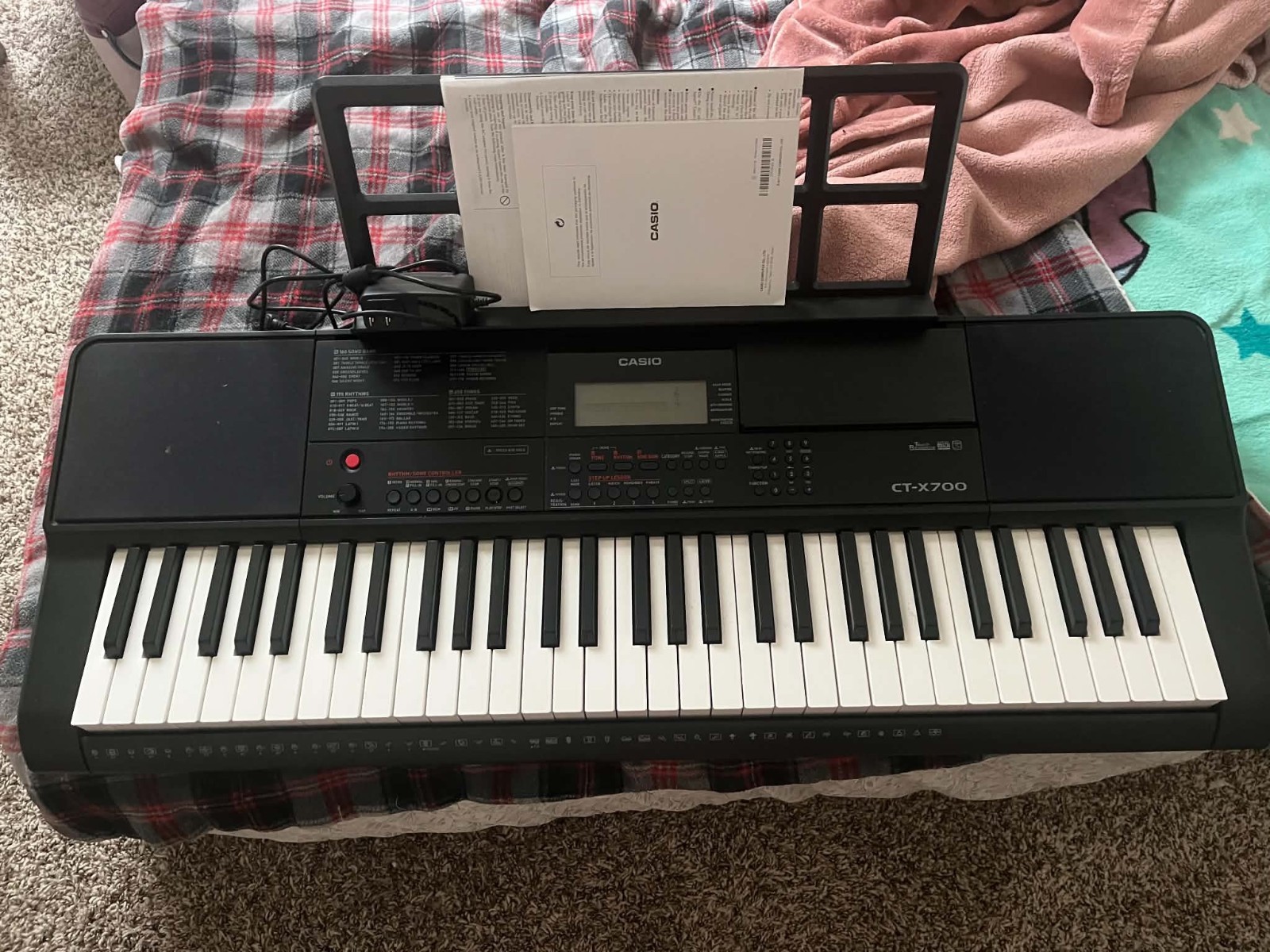 Casio Keyboard Piano With Stand