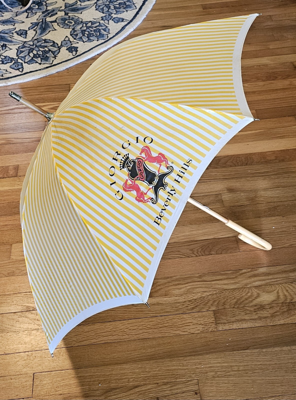 Giorgio Beverly Hills Striped Cane Umbrella 33” Yellow White Stripe 80s