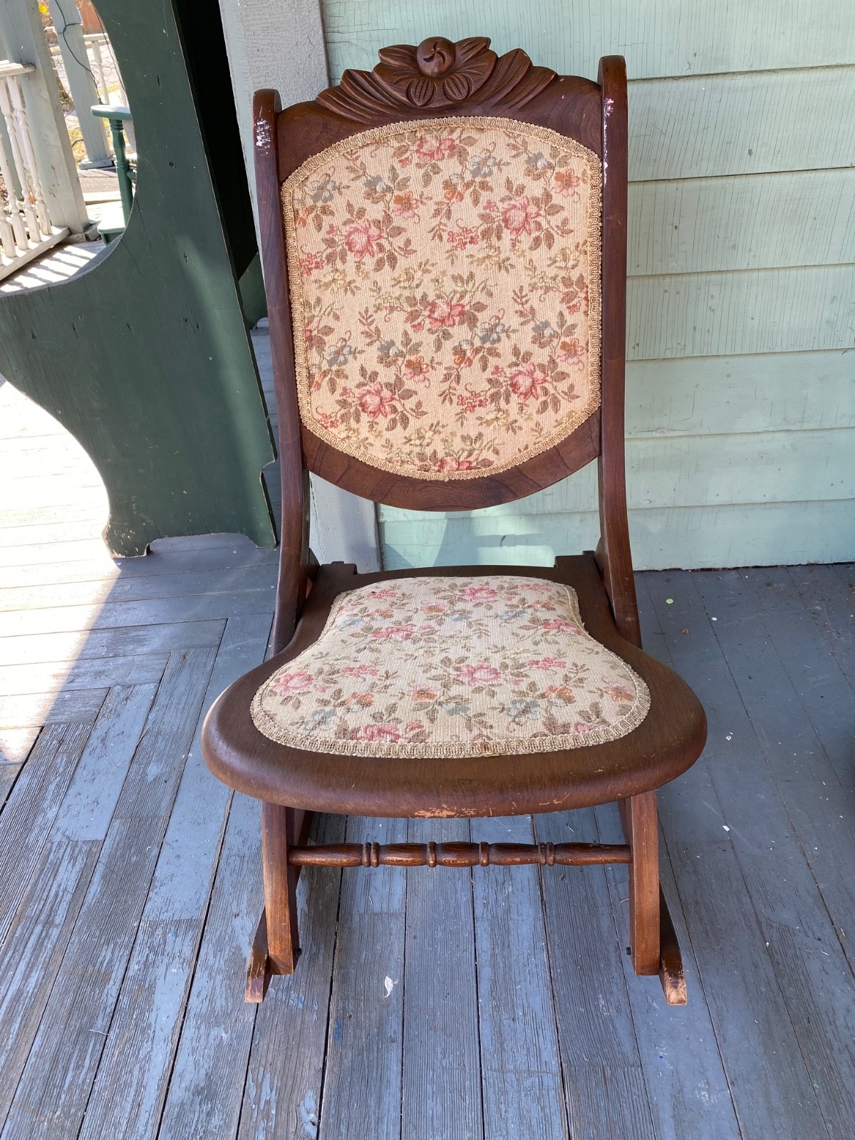 VTG Victorian Folding Rocker Carved Wooden Rose Rocking Chair Floral Tapestry