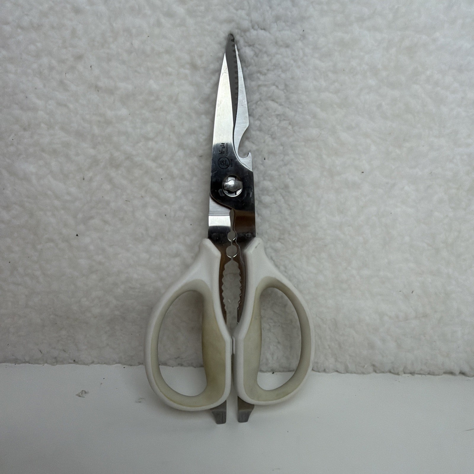 Cangshan Kitchen Shears (1022506) - White Handle EXCELLENT COND.