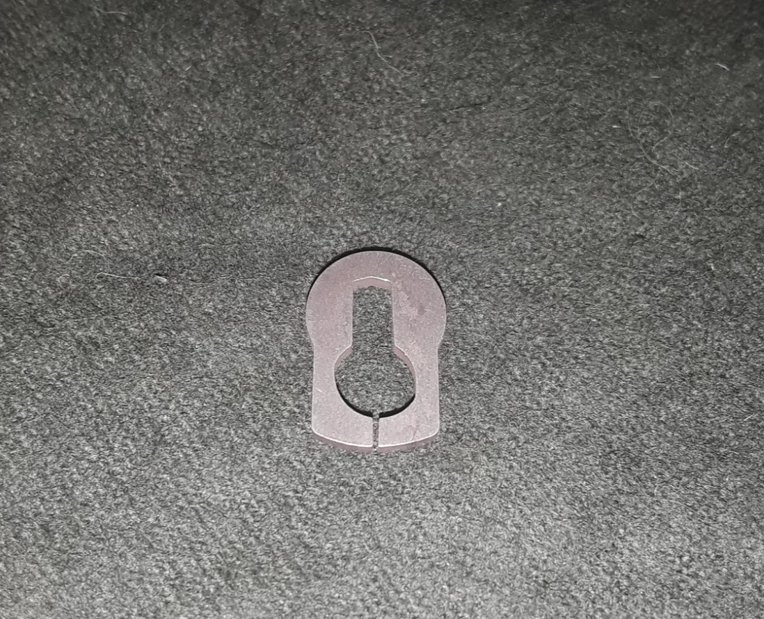 Ruger 77R Bolt lock D-35