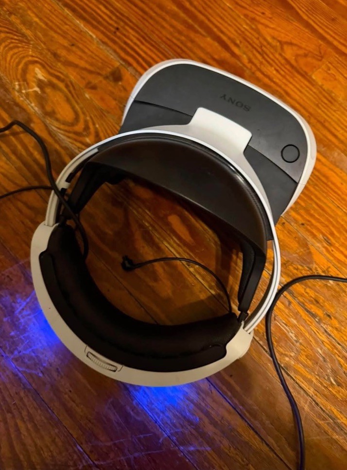 PlayStation 4 VR headset Only