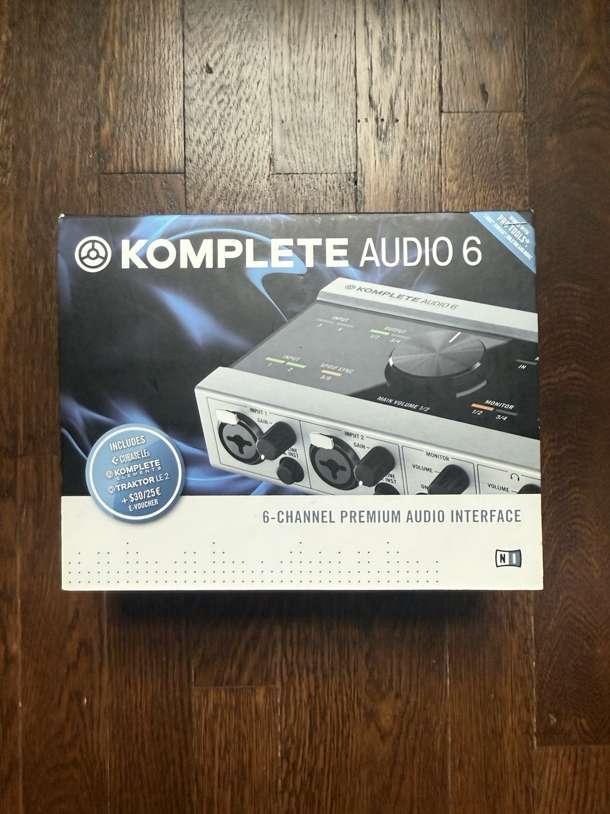 Native Instruments Komplete Audio 6 USB Audio Interface