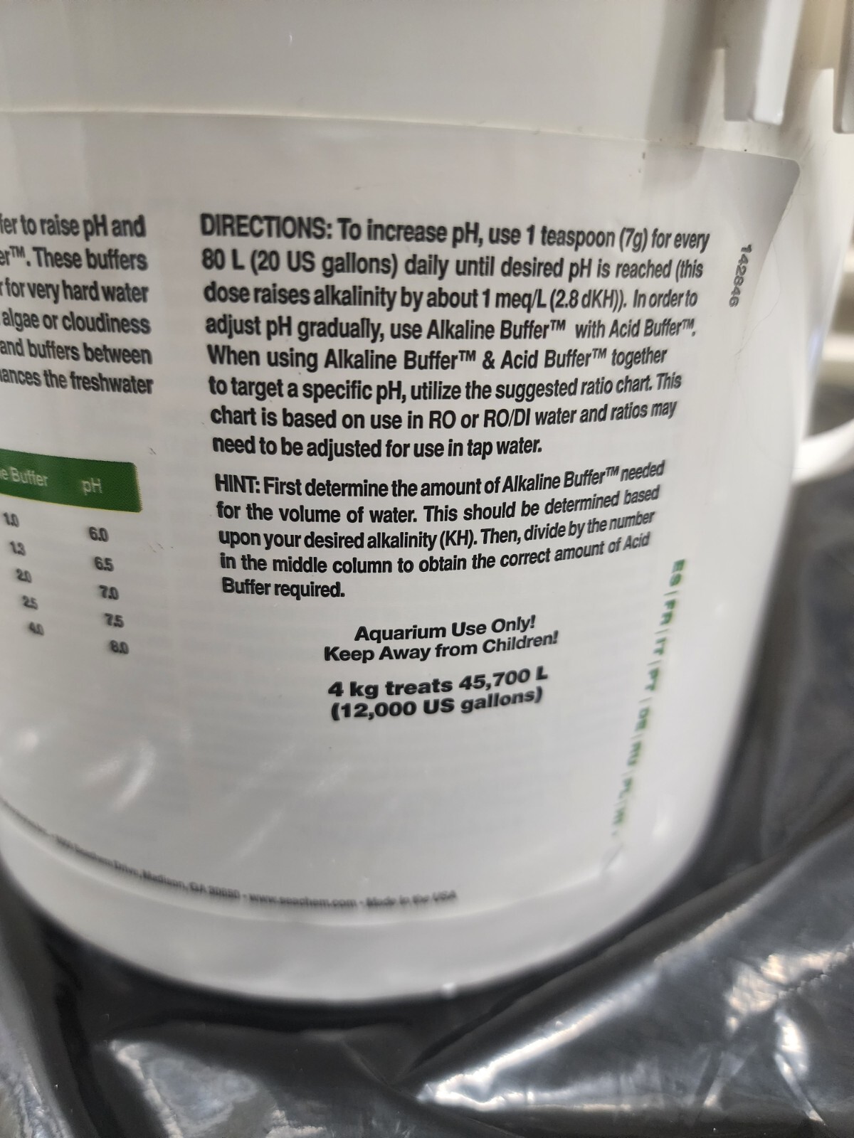 SEACHEM ALKALINE BUFFER Raises pH 4 KG ( 8.8 LB )