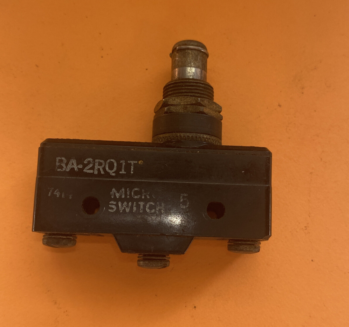 *USED* BA-2RQ1T- MICRO SWITCH-FREE SHIPPING*
