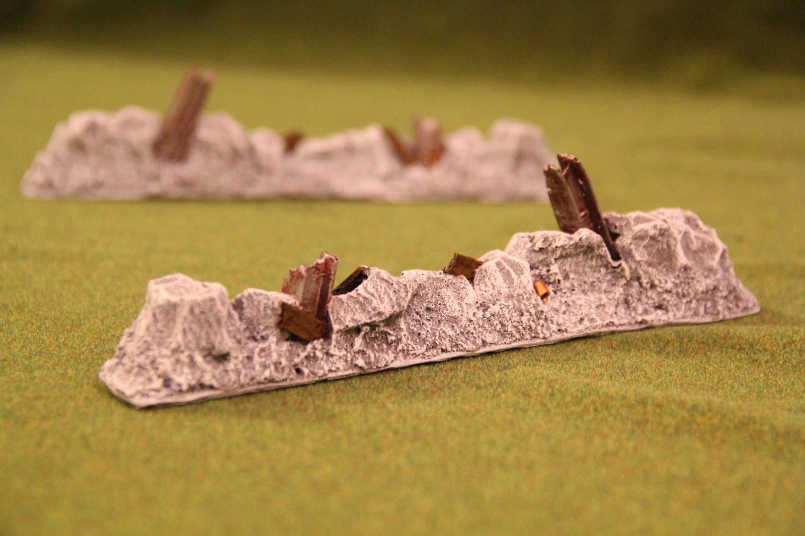War games scenery destroyed concrete modular walls, resin cast warhammer style.