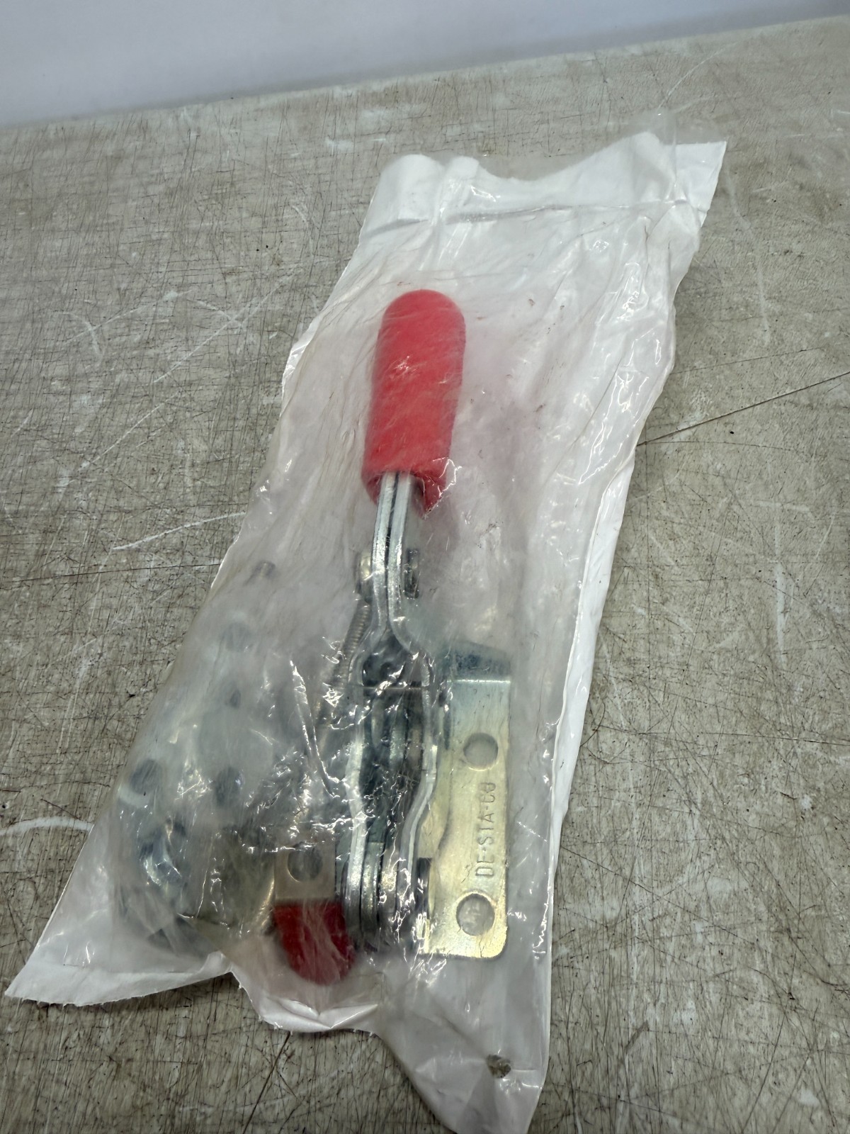 GENIE 43456 - TMZ Mast Hold Down Manual Clamp for TMZ-50/30, TMZ-34/19 Lift NEW