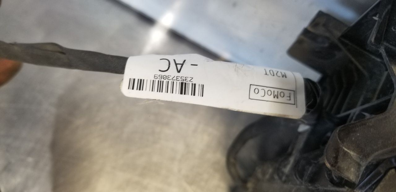 24 FORD BRONCO LOWER AIR SHUTTER 2.3L WITHOUT ADAPTIVE CRUISE