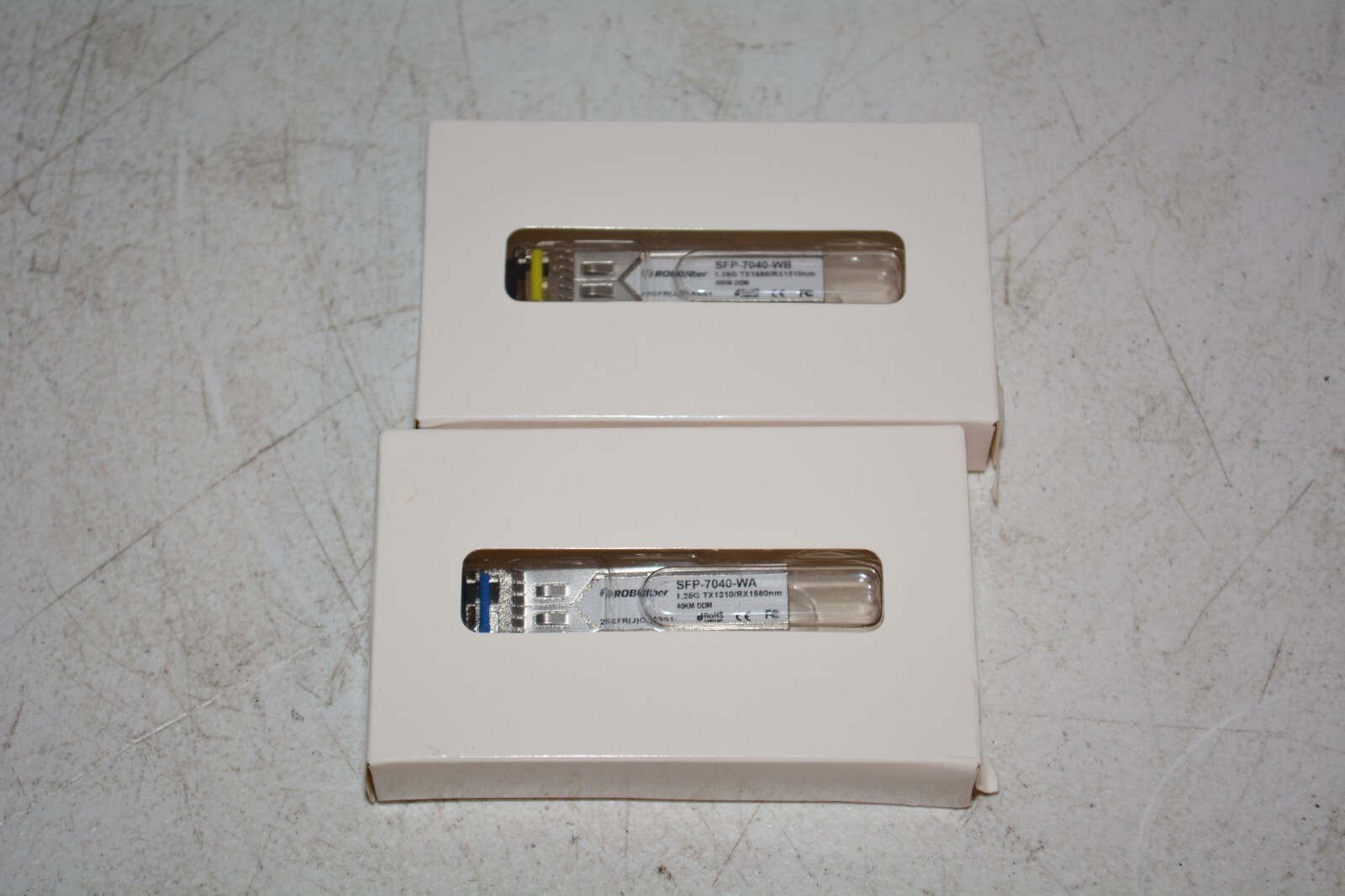 Lot 2x ROBOfiber SFP-7040-WA / WB 1.25G Modules #W4819