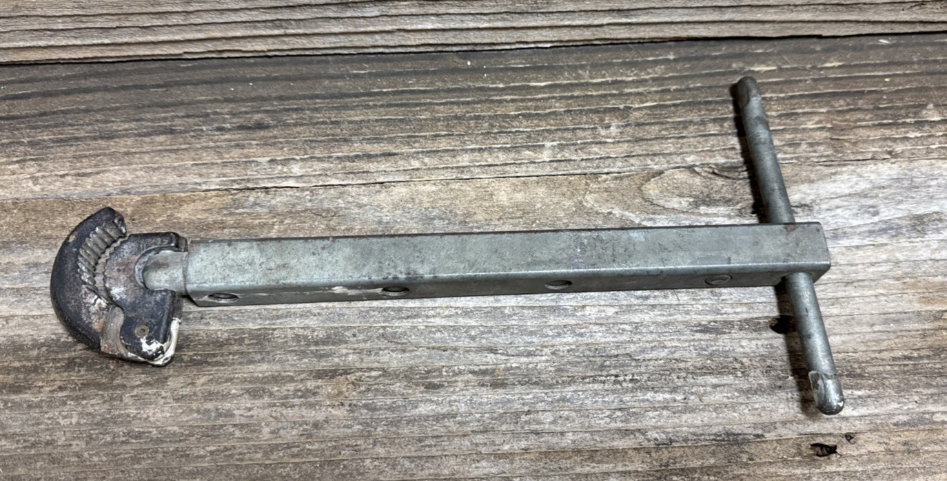 RIDGID No. 1017 Basin Wrench Plumbing Tool Vintage Adjustable USA Made